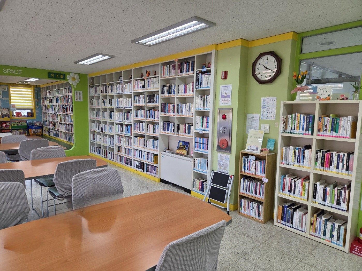나무터작은도서관 이미지 2